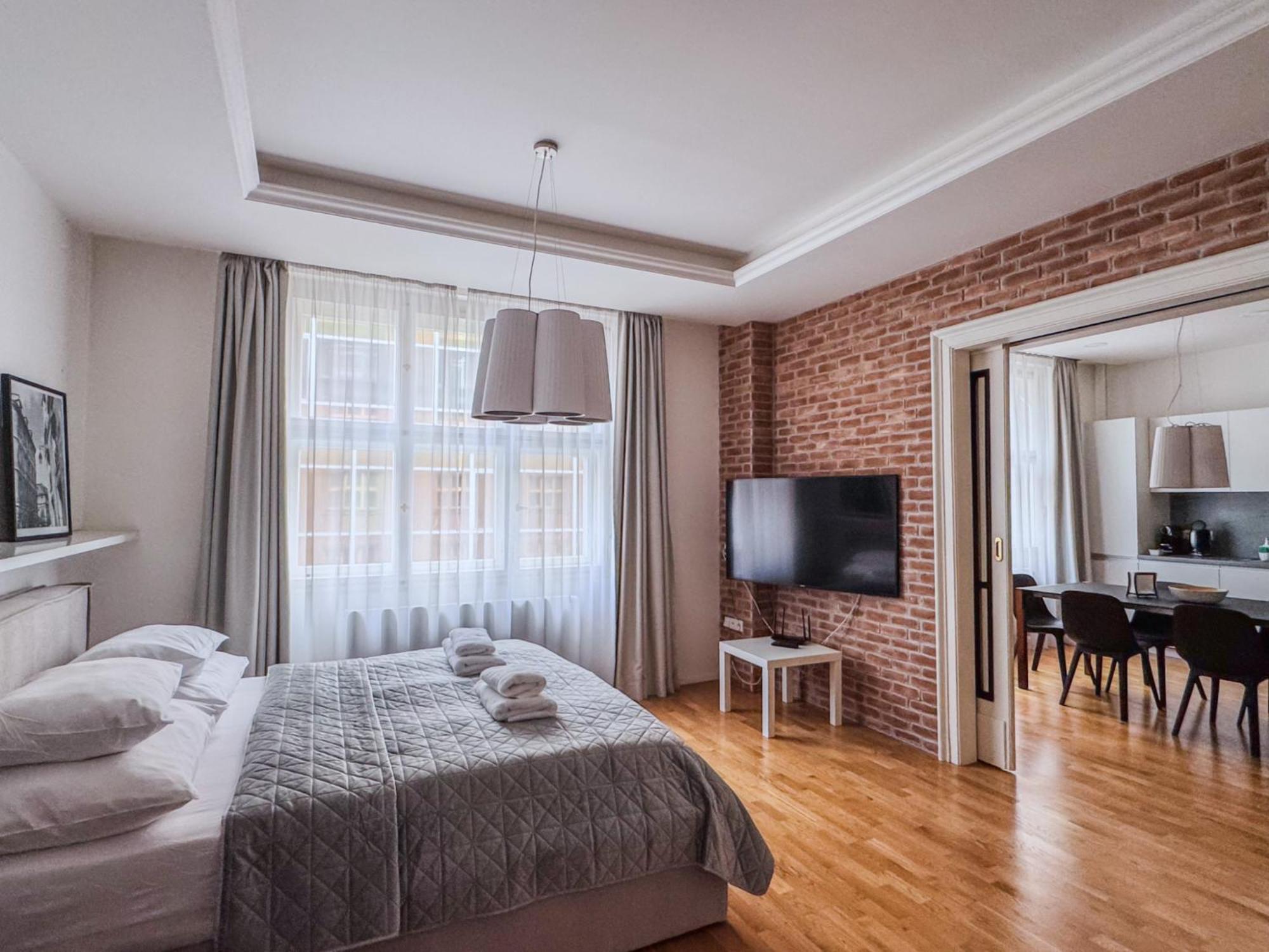 Unique Old Town Apartments At Palace Dlouha براغ المظهر الخارجي الصورة