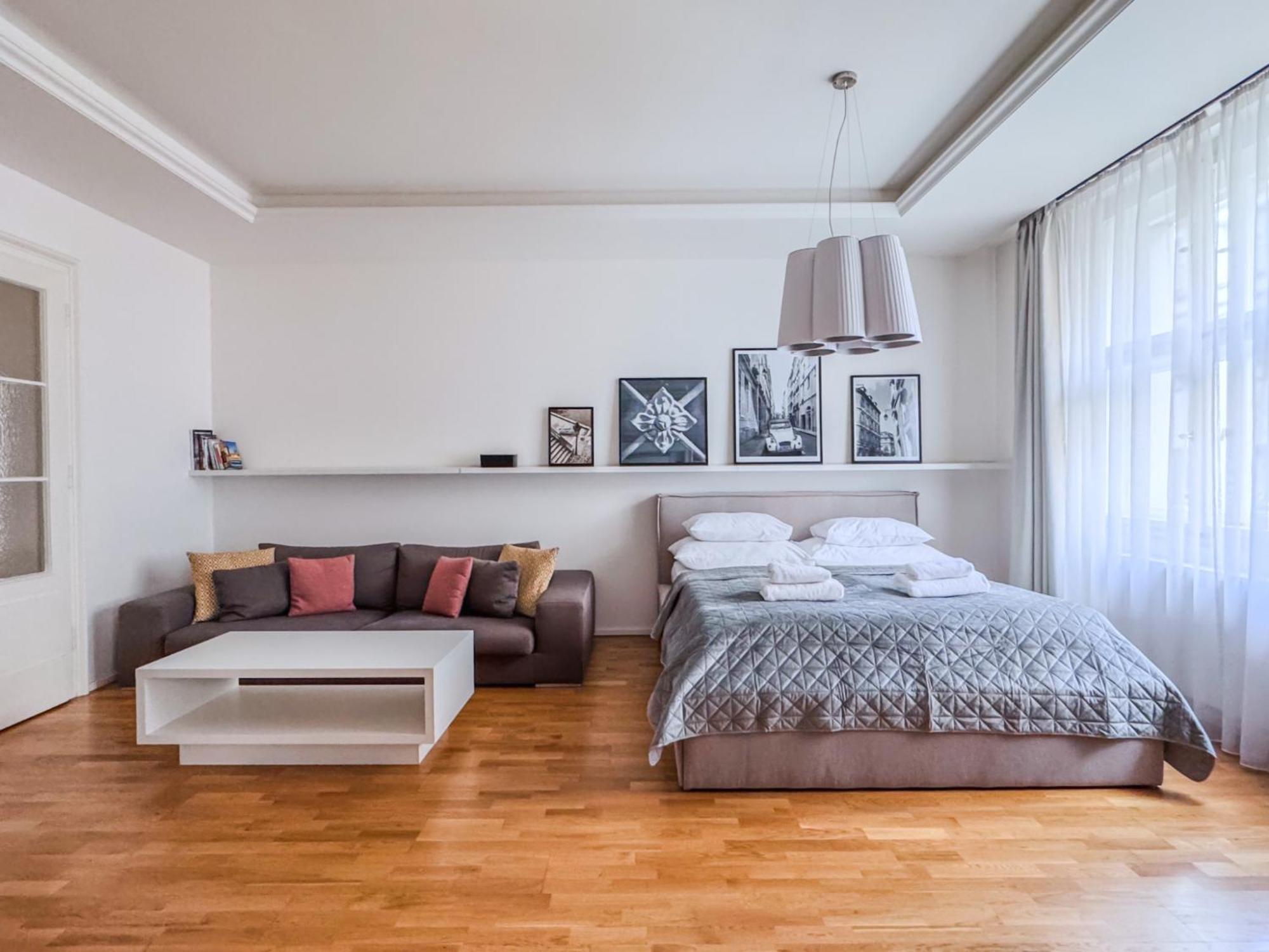 Unique Old Town Apartments At Palace Dlouha براغ المظهر الخارجي الصورة